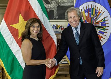 New Suriname envoy to OAS presents credentials