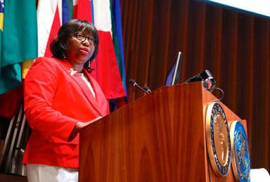 PAHO Dominican-born director presents platform