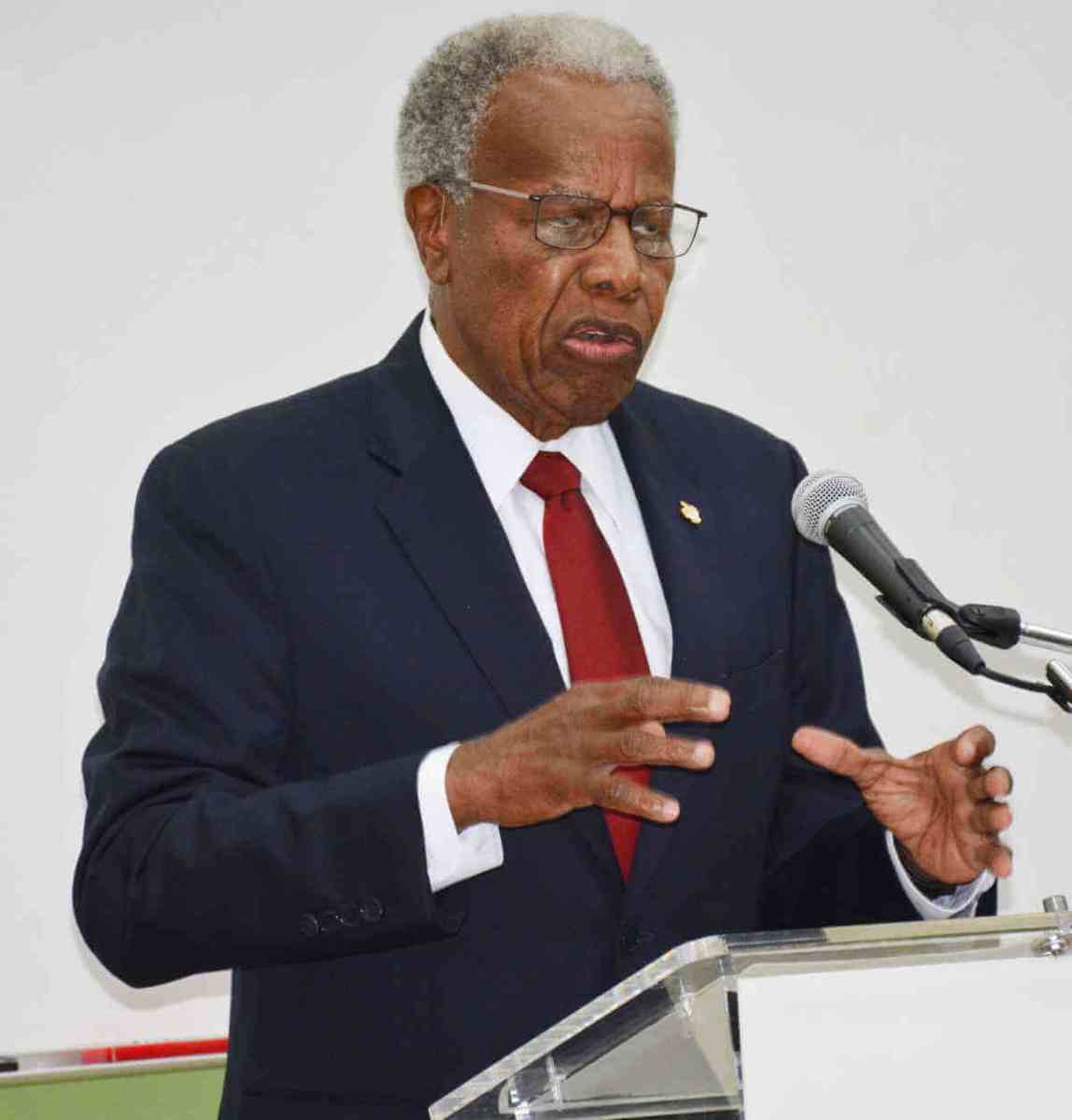 Educator: CARICOM is bungling health coverage