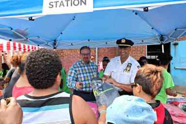 Far Rockaway hospital provides kids with school supplies|Far Rockaway hospital provides kids with school supplies|Far Rockaway hospital provides kids with school supplies