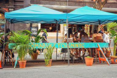 Dining outside Omar’s Kitchen and Rum Bar.