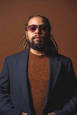 Singer Jo Mersa Marley.  Ricardo Stephens @radiantsun