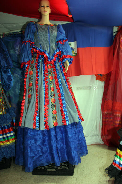 Haitian Traditional Costumes, which one you like? • ——— // @haytien_ #haiti  #haitian #facesofhaiti #creole #islandlife #ayiti #jamaica…
