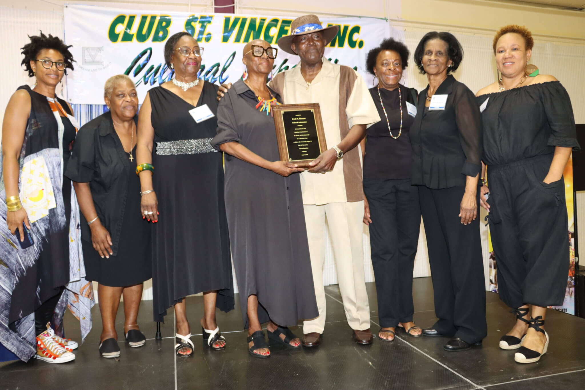 Vincentian cultural group honors outstanding educator, remarkable 