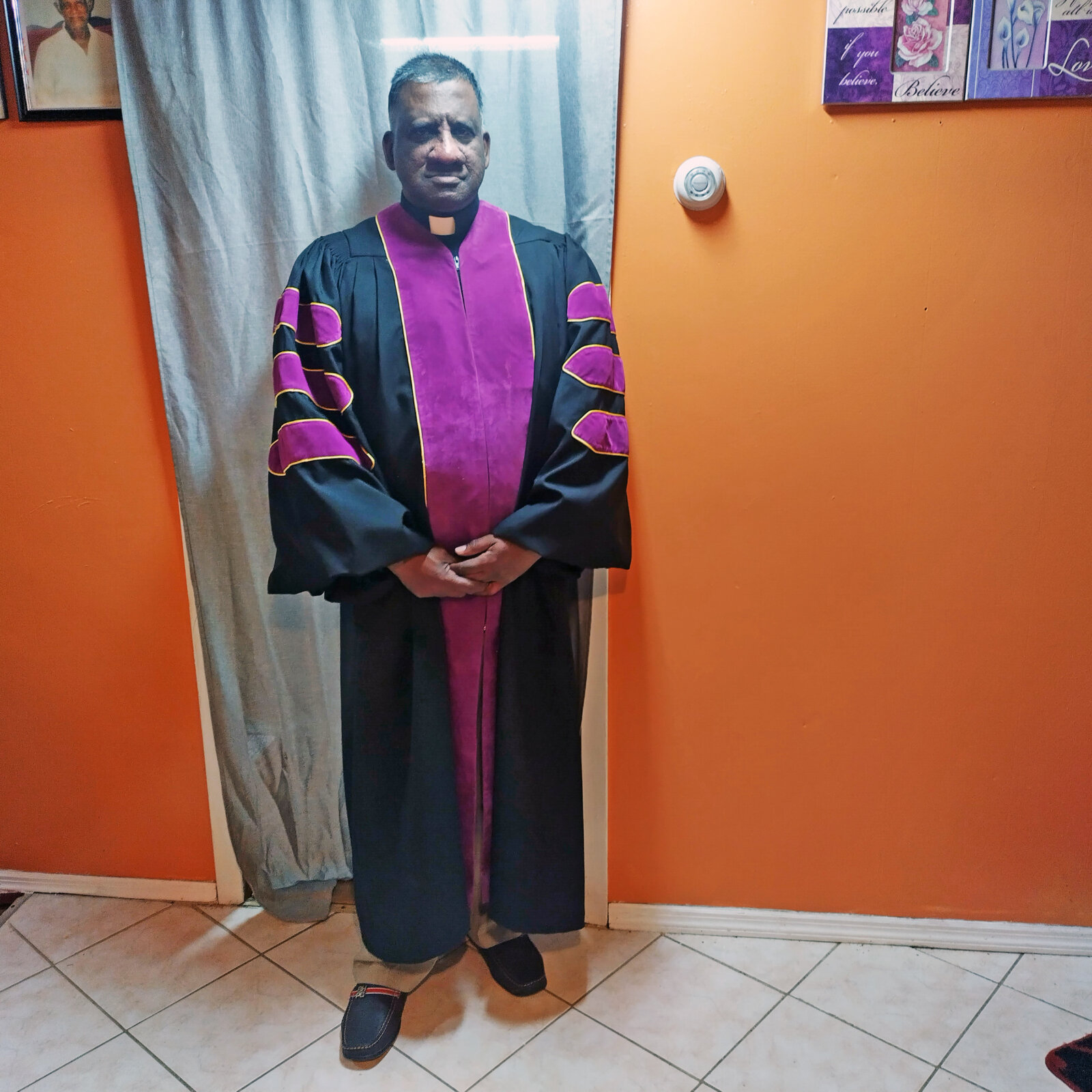 Pastor Simeon King wants end to Israeli-Hamas War – Caribbean Life