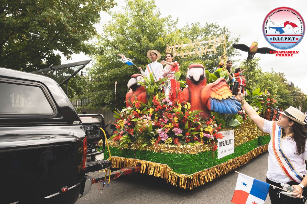 Mola de Panama (Float).