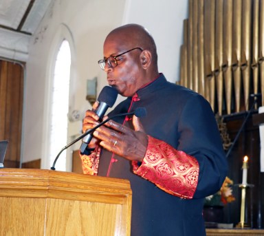 Pastor Roger Jackson urges men at FSUMC to delight more in ‘God’s presence.’