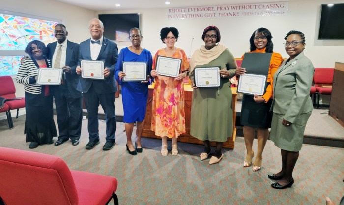 Dr. Janice McLean (right) and Pastor Lamar of the New Jerusalem Church, second from left, with other graduates of the diabetes workshop.