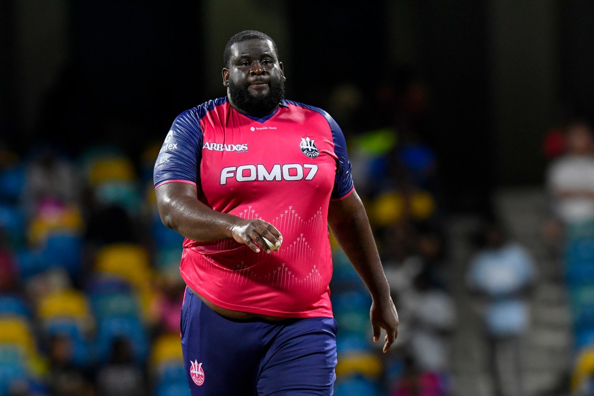 Rahkeem Cornwall of Barbados Royals ready to bowl during the Men's 2024 Republic Bank Caribbean Premier League match 18 between Barbados Royals and Saint Kitts and Nevis Patriots at Kensington Oval on Sept.17, 2024 in Bridgetown, Barbados.