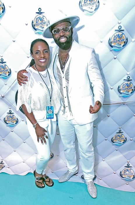 Richie Stephens and fan during the Love and Harmony 2025 cruise.